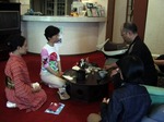 玄関でお茶.jpg